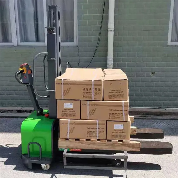 Self-Lifting Pallet Stacker Forklift